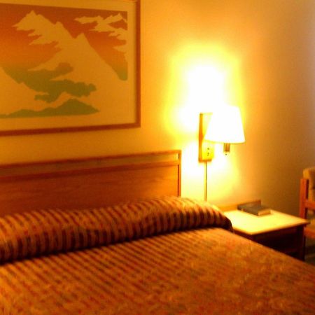 Colorado River Value Inn Bullhead City Exteriör bild