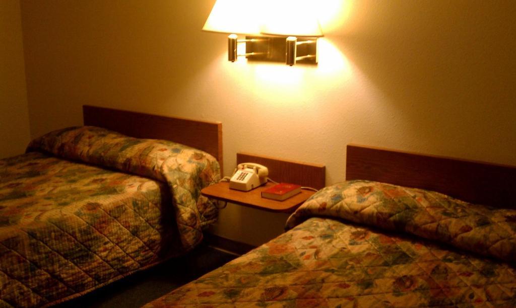Colorado River Value Inn Bullhead City Rum bild