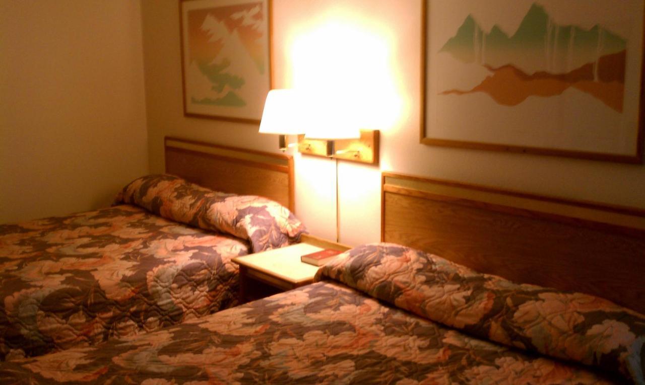 Colorado River Value Inn Bullhead City Exteriör bild